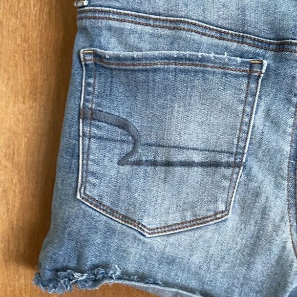American Eagle Super Super Stretch Hi Rise Shortie - Picture 3 of 7